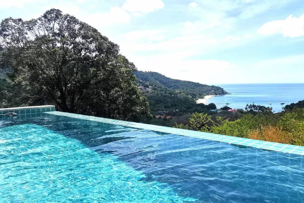 Villa Baankuer Hill Pool Koh Lanta