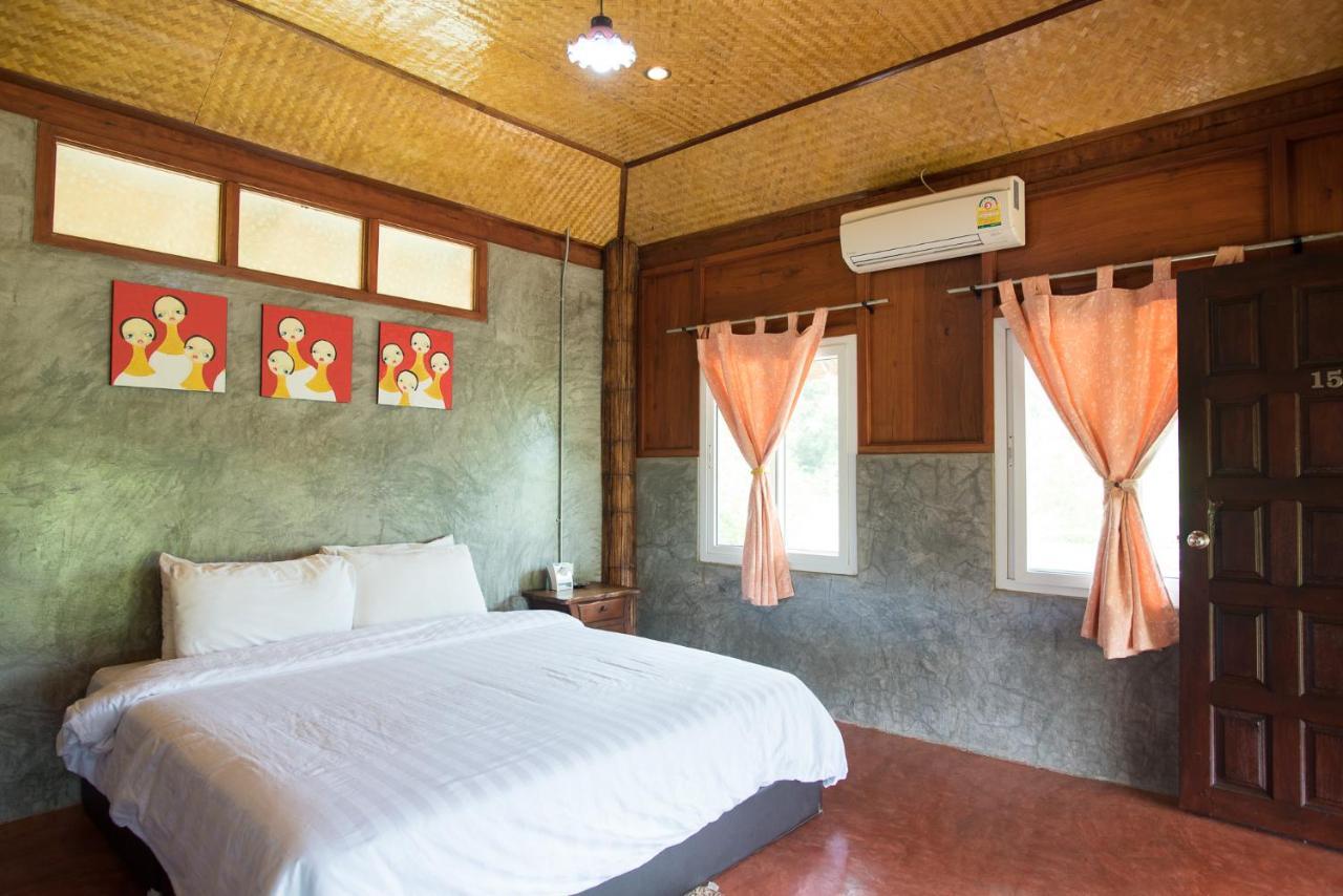 เฮินไต แม่ลาน้อย Resort Ban Mae La Noi