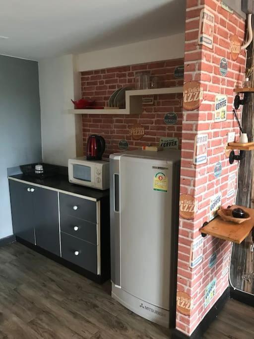 Apartment 420 Canopy Meals Included