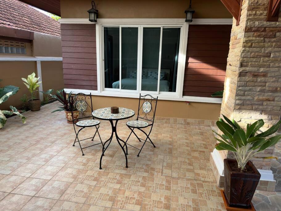 With Mountain View Holiday home Kathu