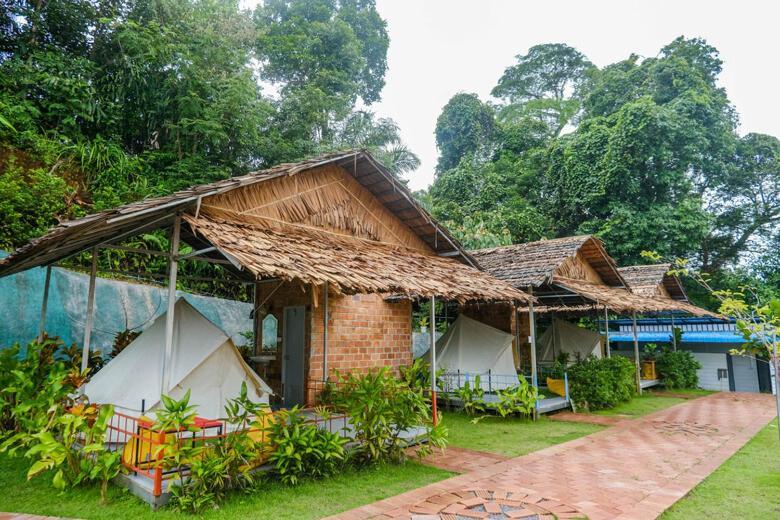 Resort Bangmara Hill Takuapa