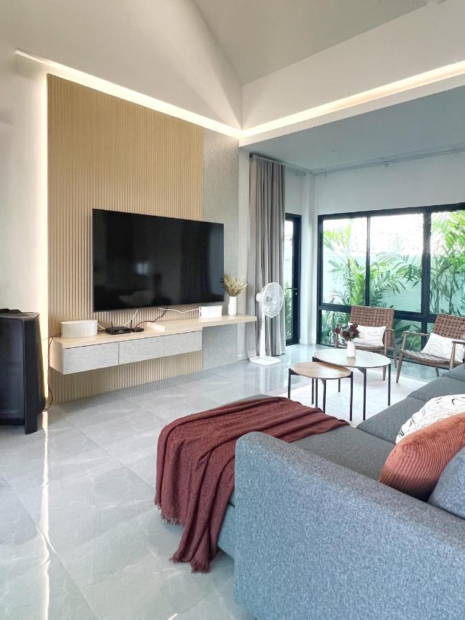 Harmonic Pool Villa-3br, 3 Bath, 2 Kitchen Hua Hin
