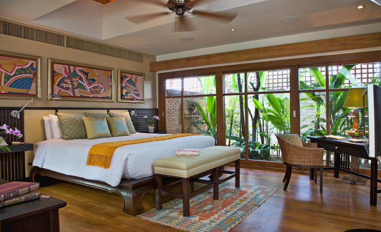 Upni Duniya - Luxury, Beachfront 9-suites Villa *