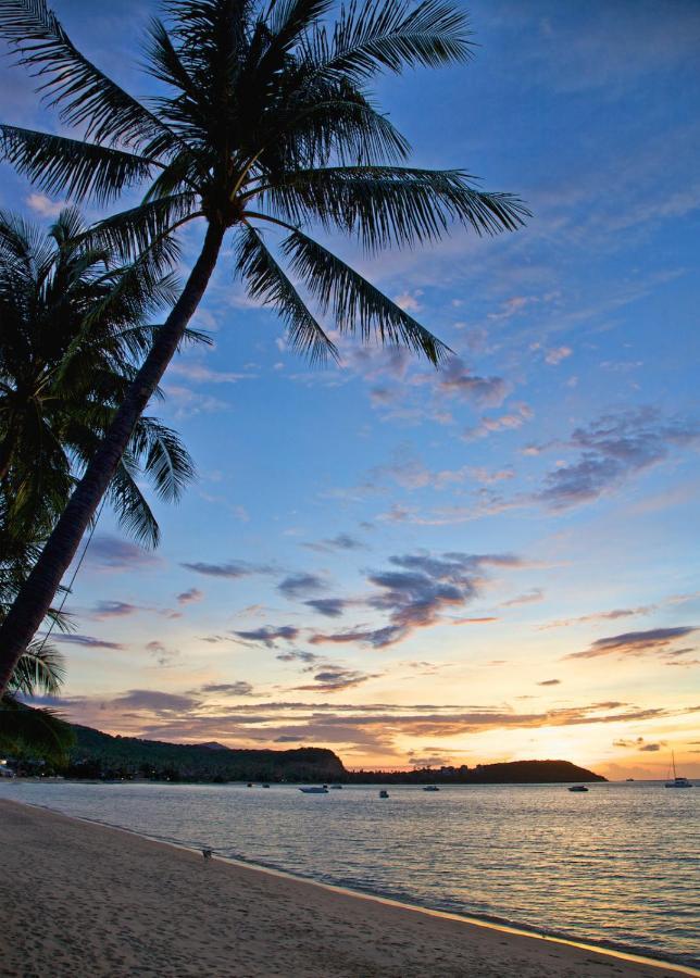 Upni Duniya - Luxury, Beachfront 9-suites Villa Bang Rak Beach (Koh Samui)