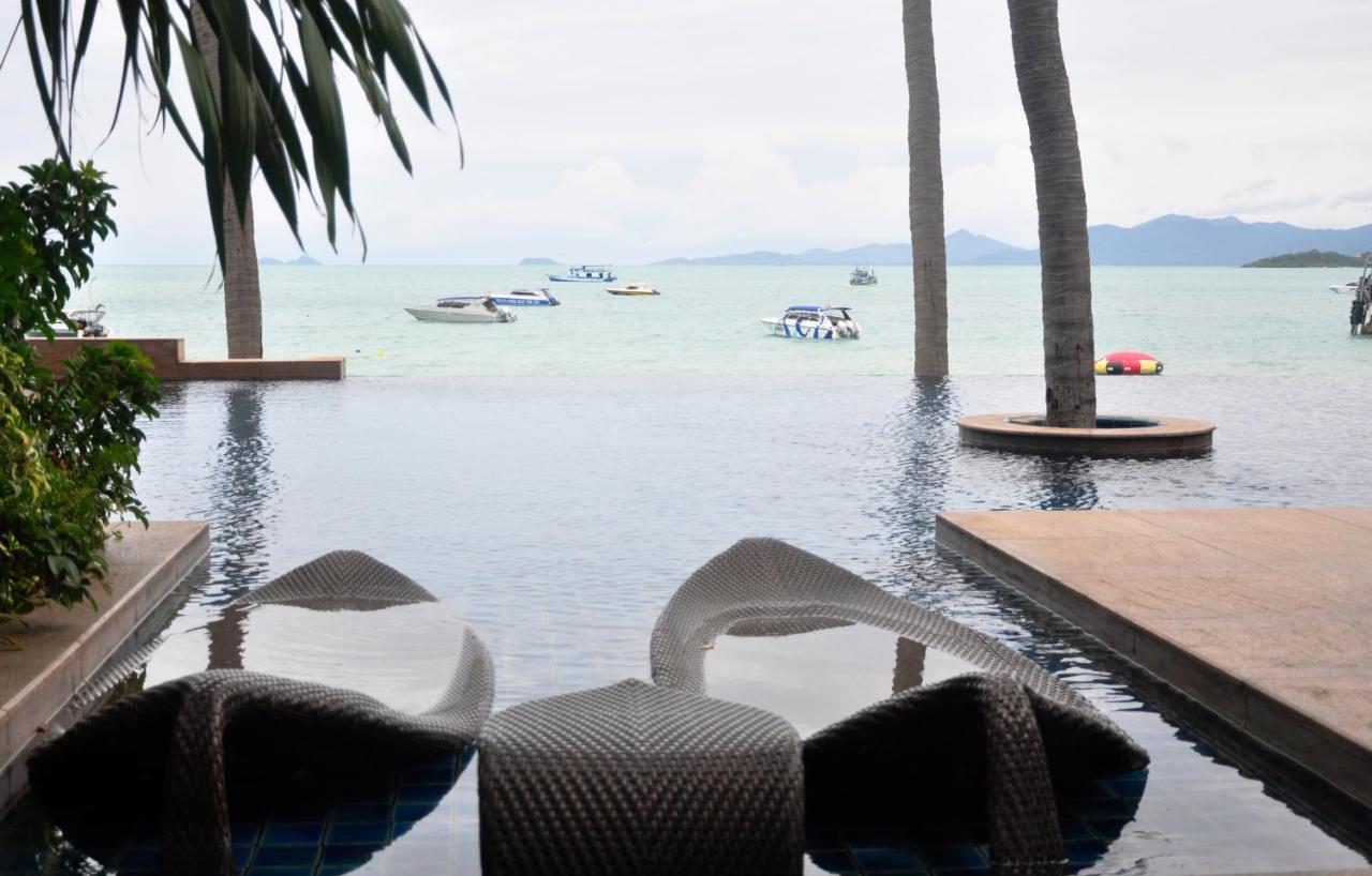 Upni Duniya - Luxury, Beachfront 9-suites Villa *