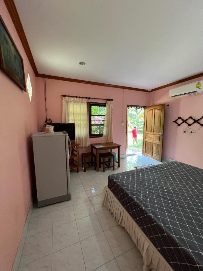 Garden Bungalow