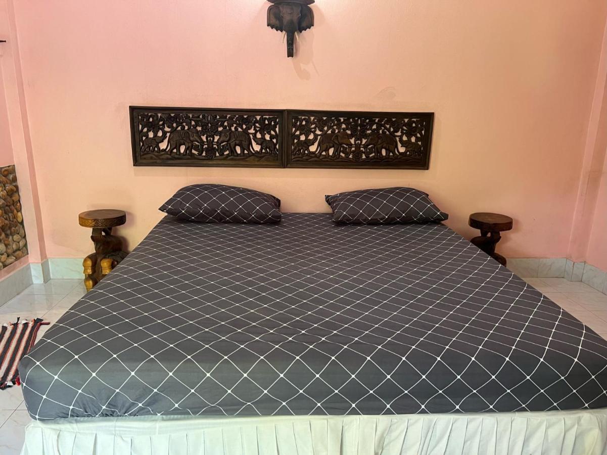 Garden Bungalow