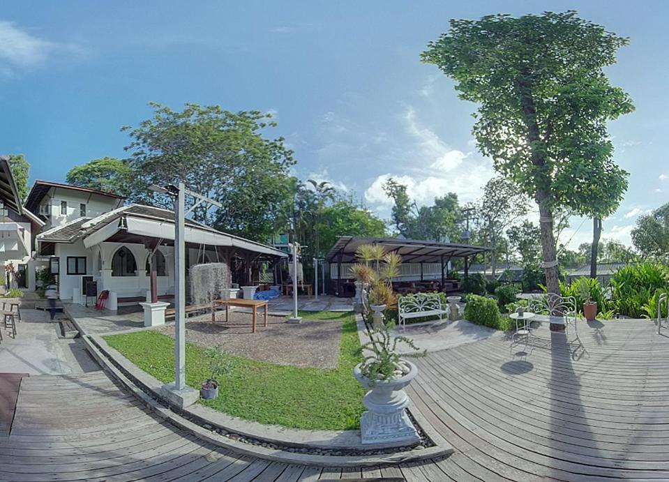 Resort Sandhana Samet *