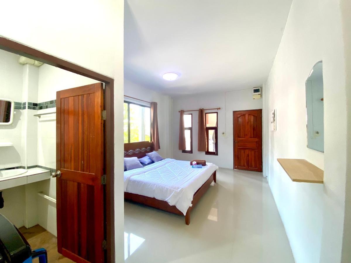 Hotel The Time Samed House