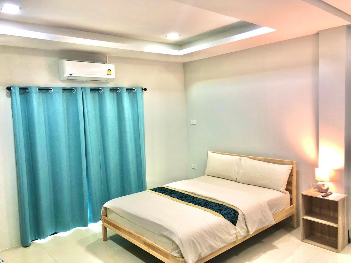 Emma Hotel *