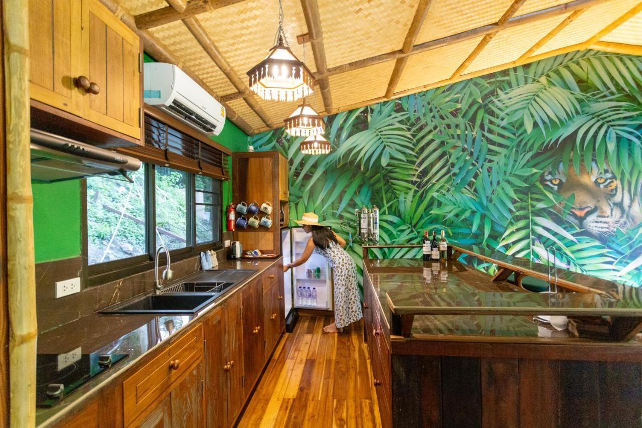 The Parrot Villa