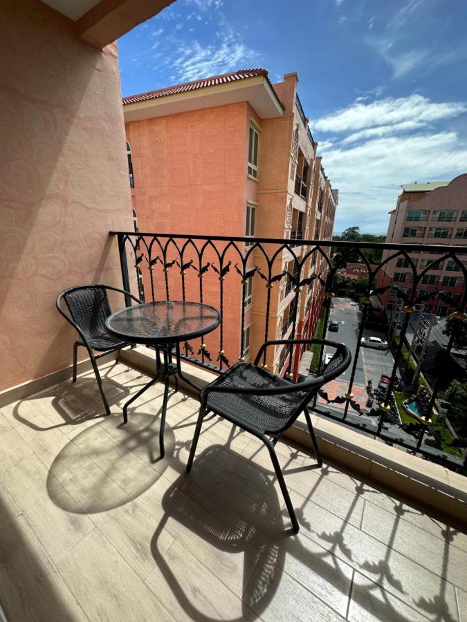 Apartment Seven Seas Pattaya - 7 Seas 1b