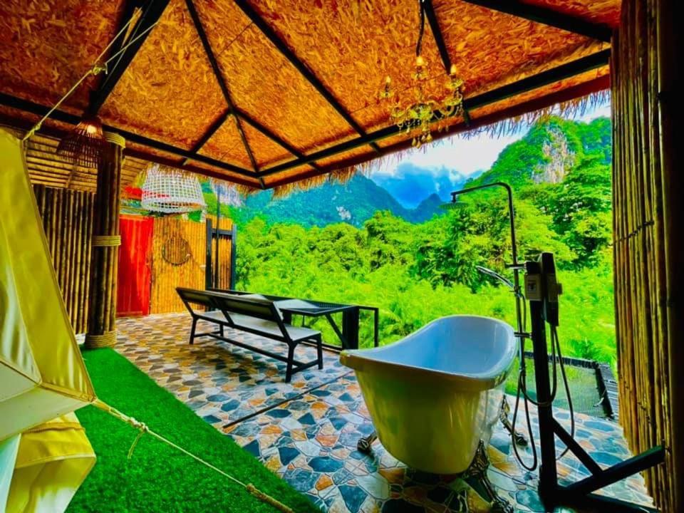Bridge Hill Cafe Glamping Campsite *