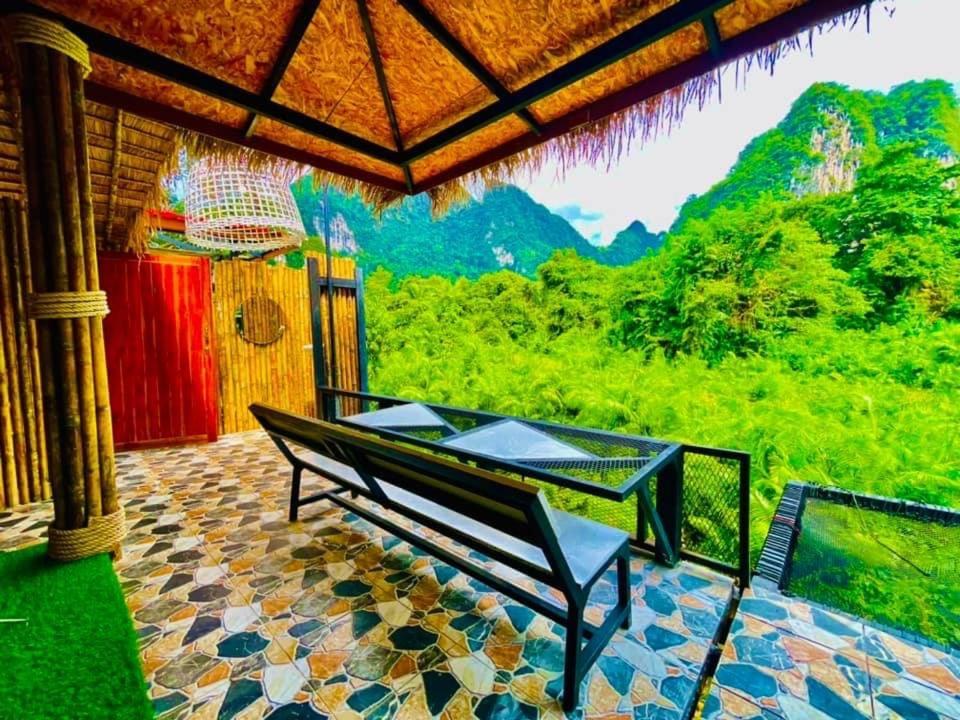 Bridge Hill Cafe Glamping