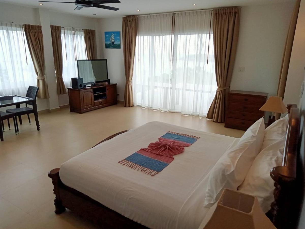 Islandview Villa *