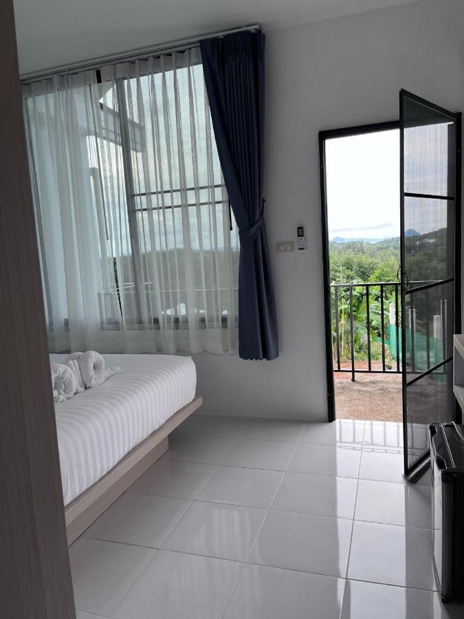 Hotel White Seaview