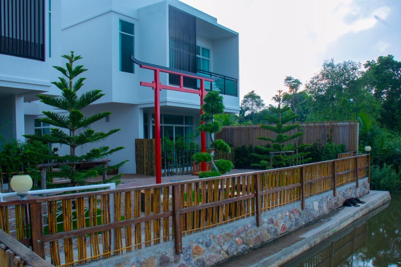 Yunoya Riverside Hotel 5*