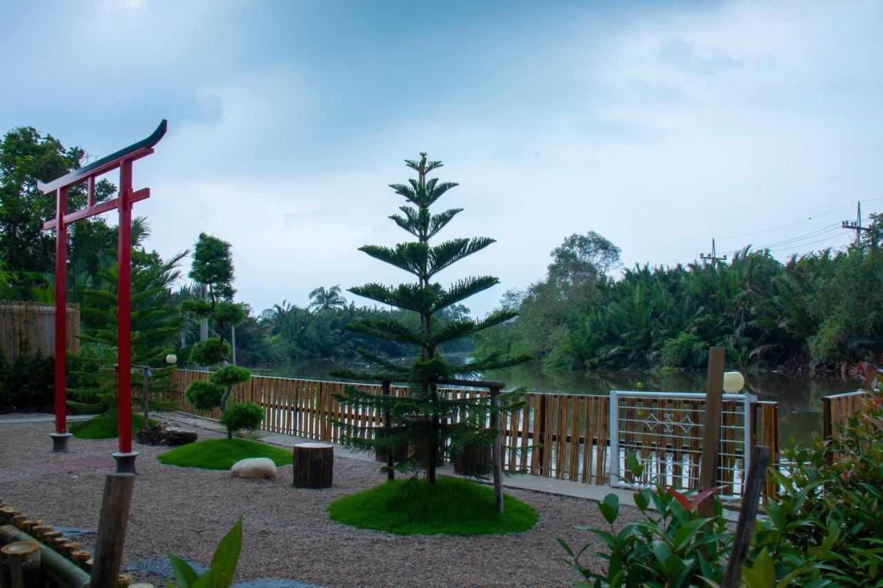 Yunoya Riverside Hotel Samut Songkhram