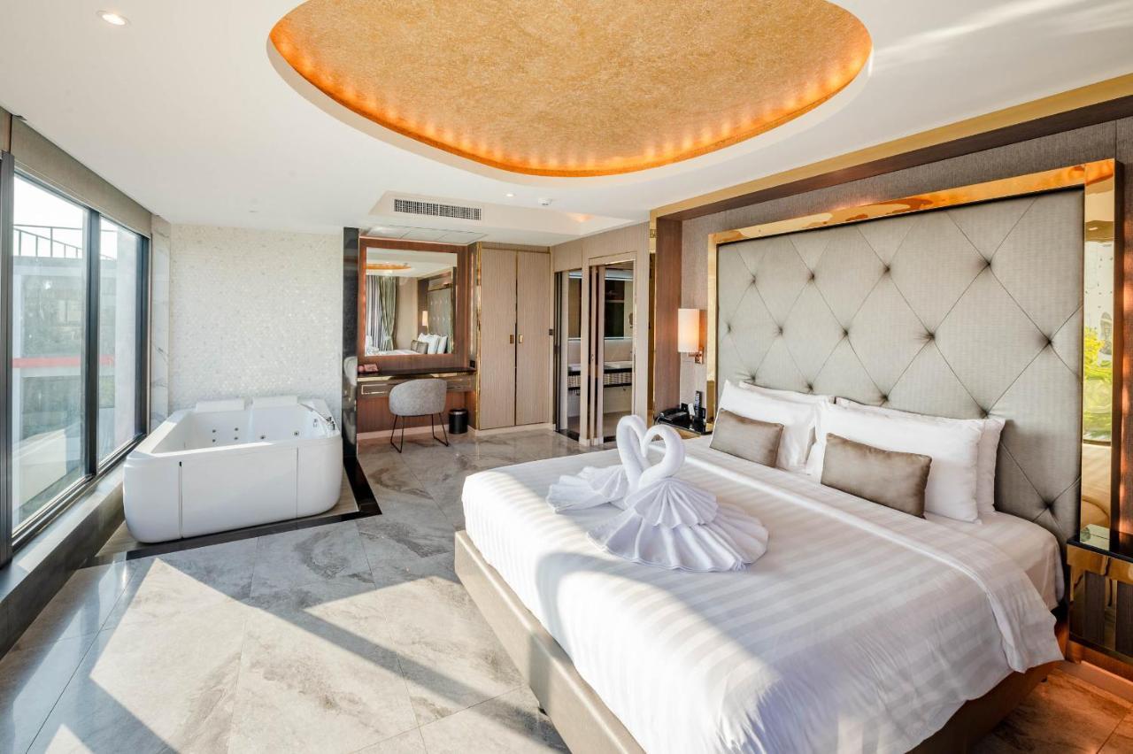 The Tj Hotel