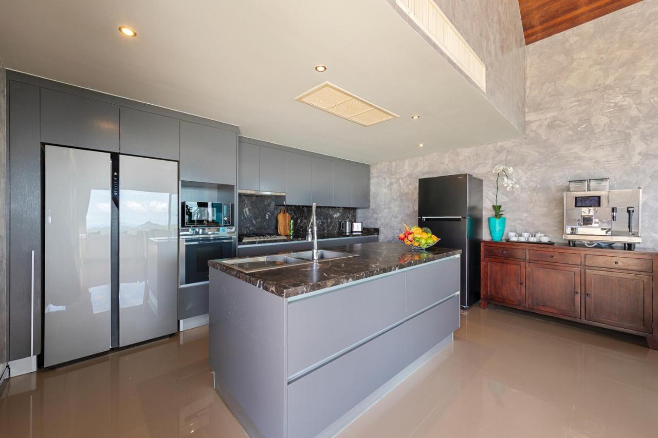 Tiga - Cliffside Seaview Oasis *
