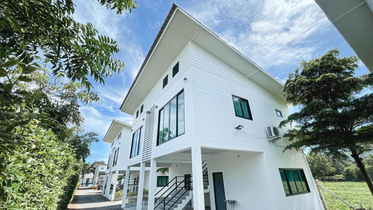 Z-beach Resort