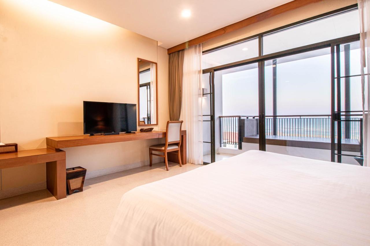 Sea Sun Hua Hin By Jc Kevin & Hotel Phetchaburi