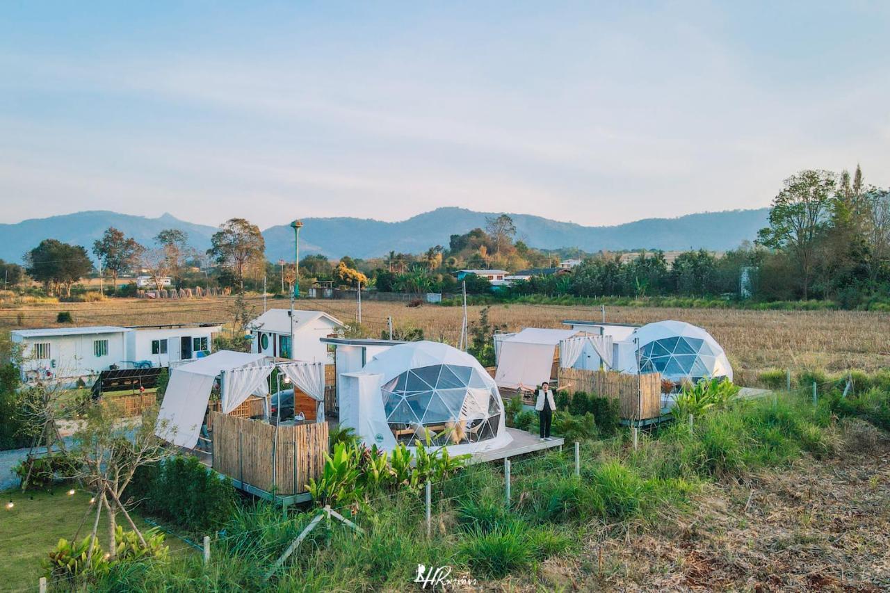 Luxury tent Chavallee Ban Tha Chang