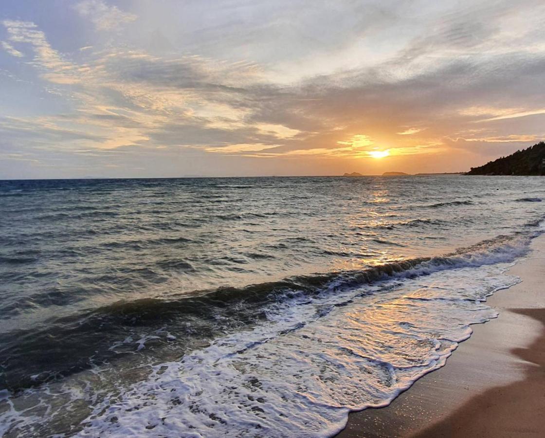 Vannee Golden Sands Beachfront Hotel Haad Rin