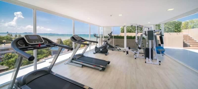 Apartment The Blu X Family Grand Bang Saen