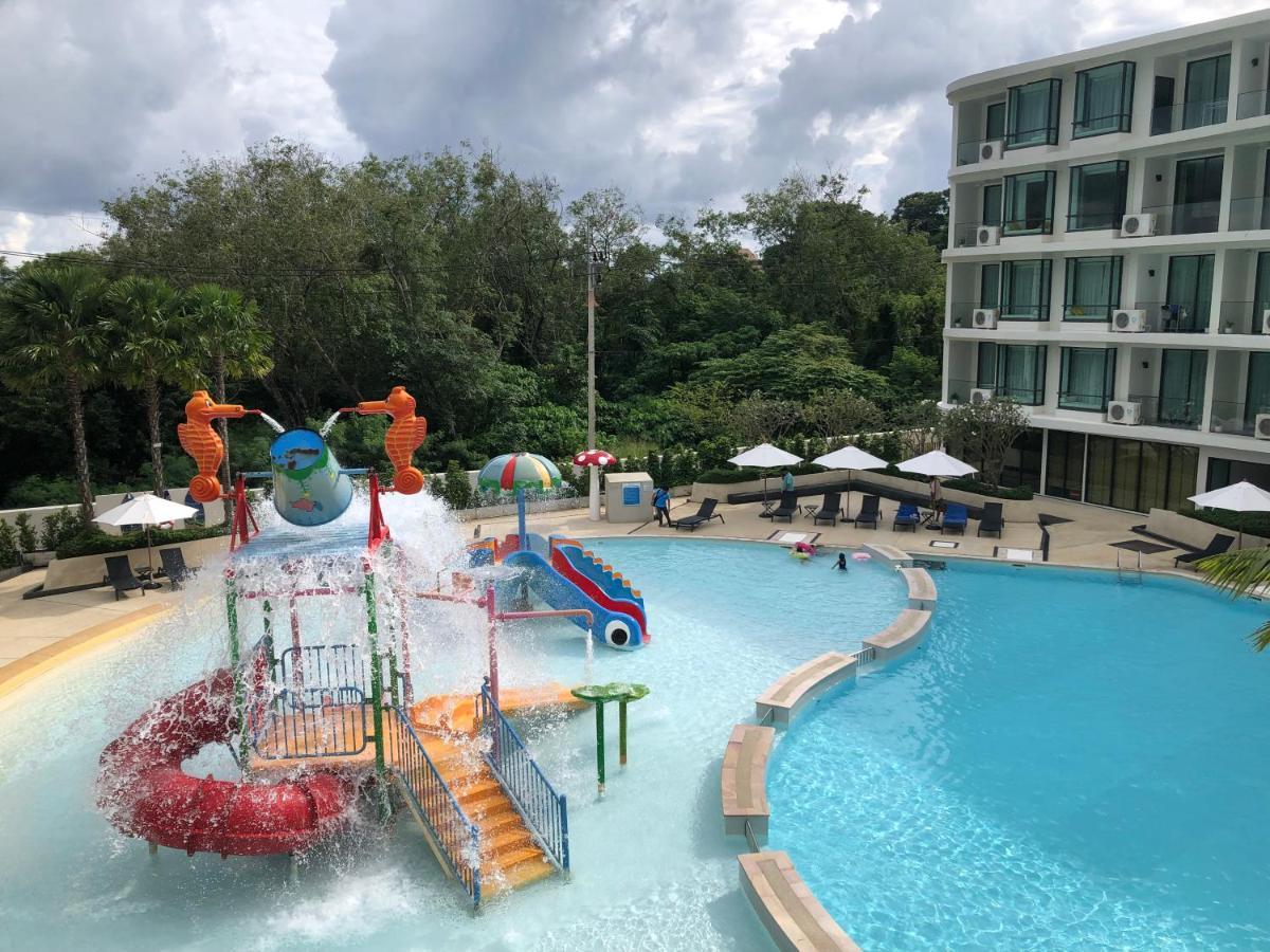 Water Park 200m Nai King Bedroom Aparthotel
