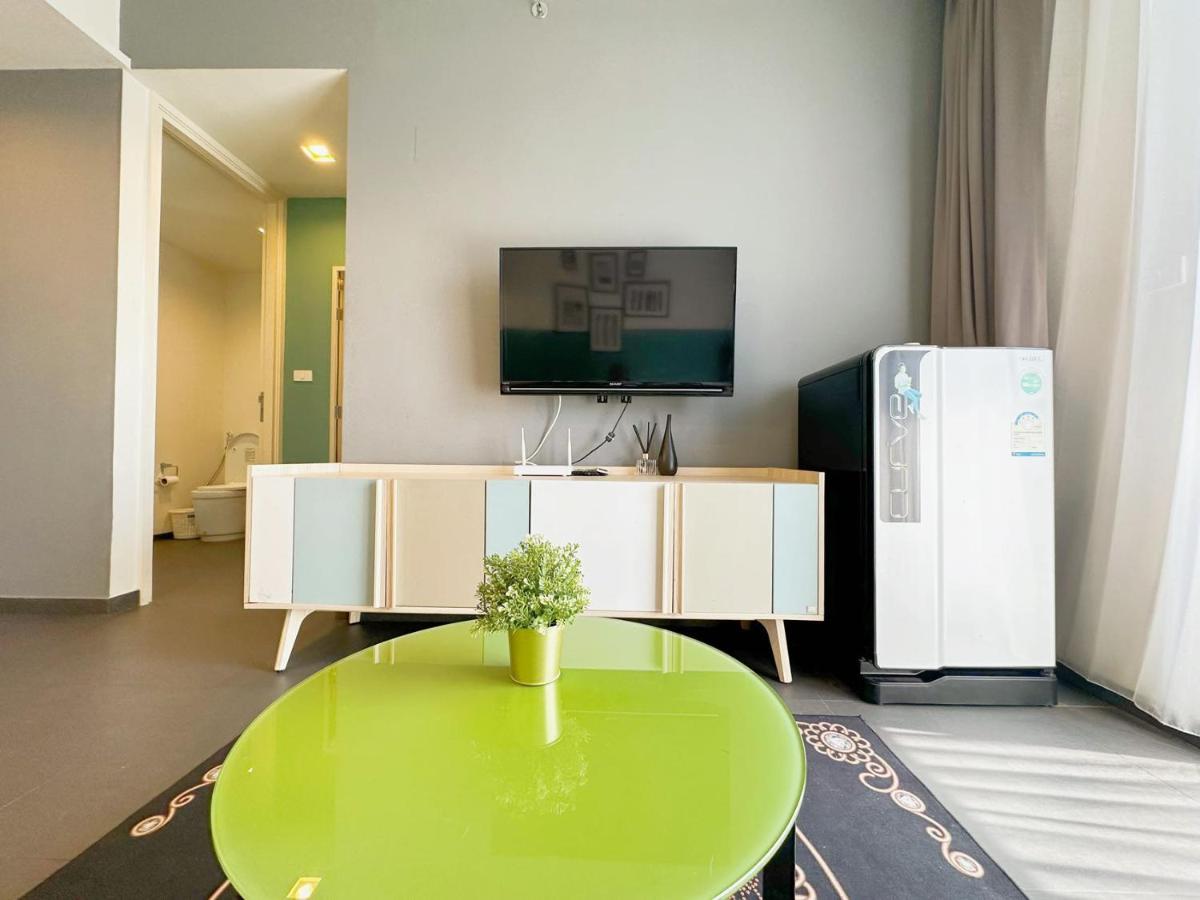 Unixx High Seaview High-speed Network Washing Machine Pattaya