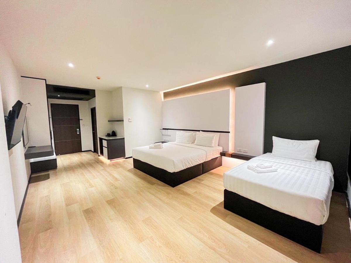 Hotel 9d & 9d Express Udon Thani