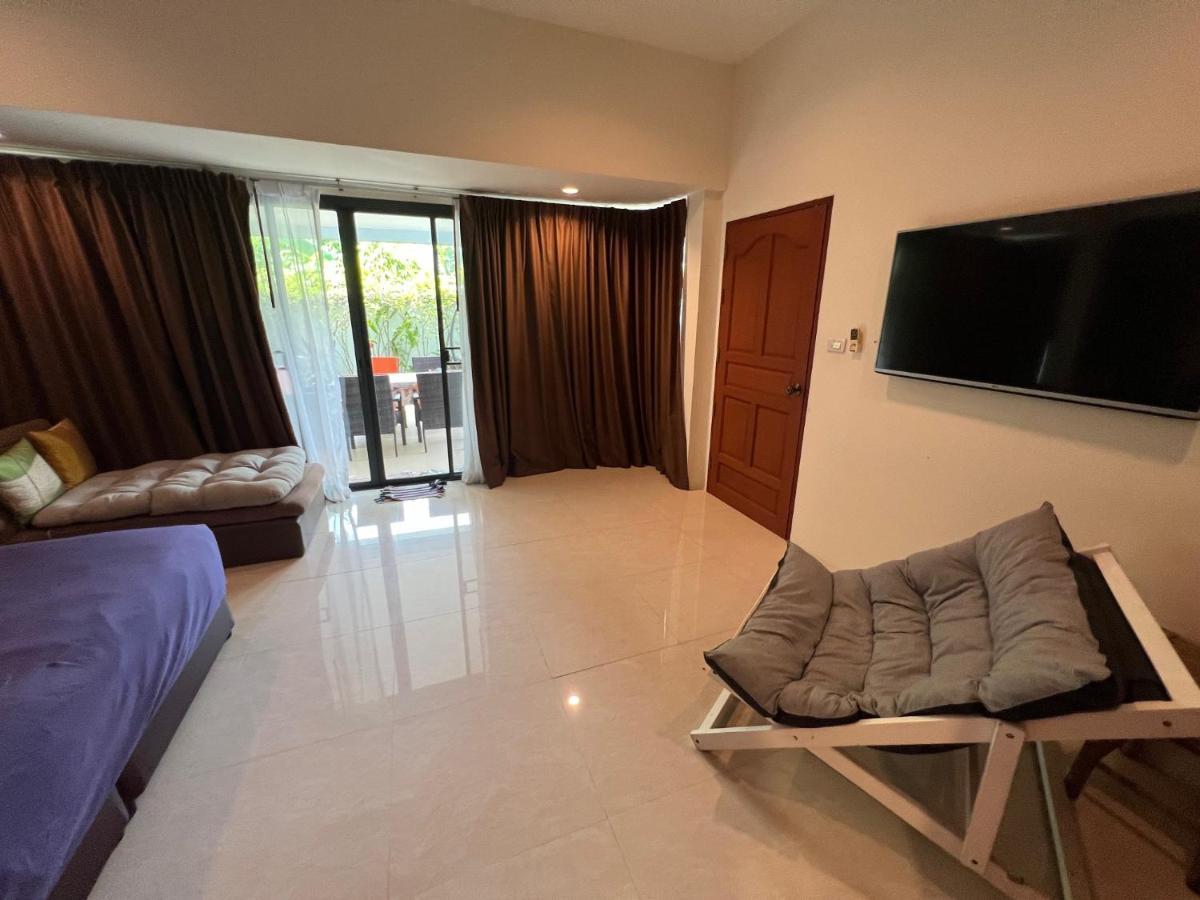 Roland Homestay