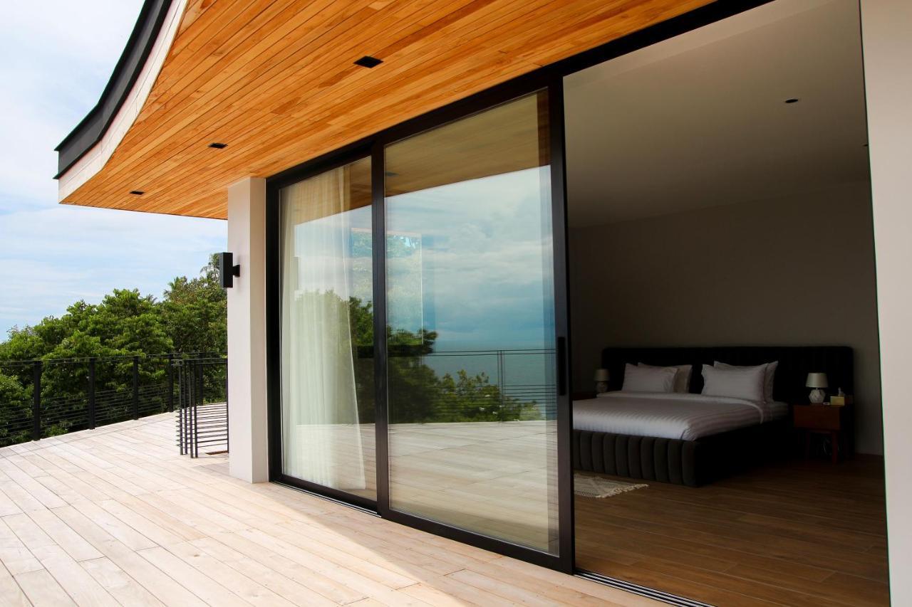 Aura Villa