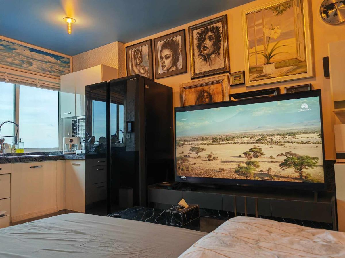 Art Under The Clouds 32nd Floor Sea View Superhost * Pattaya