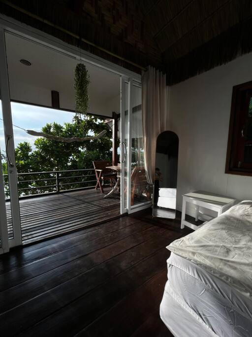 Chalet Sea Lulaby