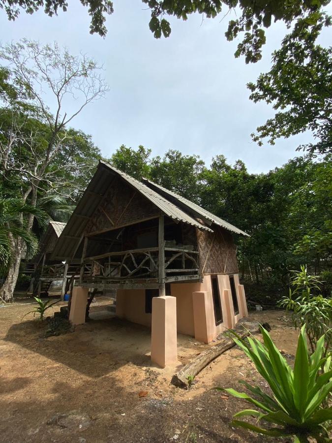 Koh Phu Valley Koh Jum