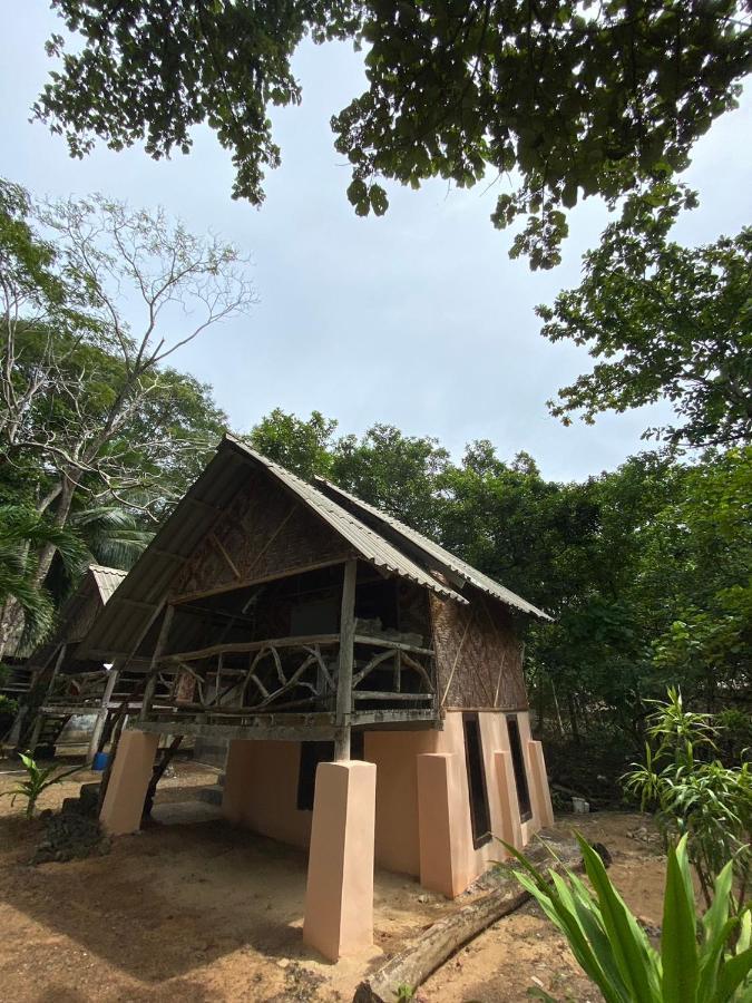 Koh Phu Valley Hotel 2*