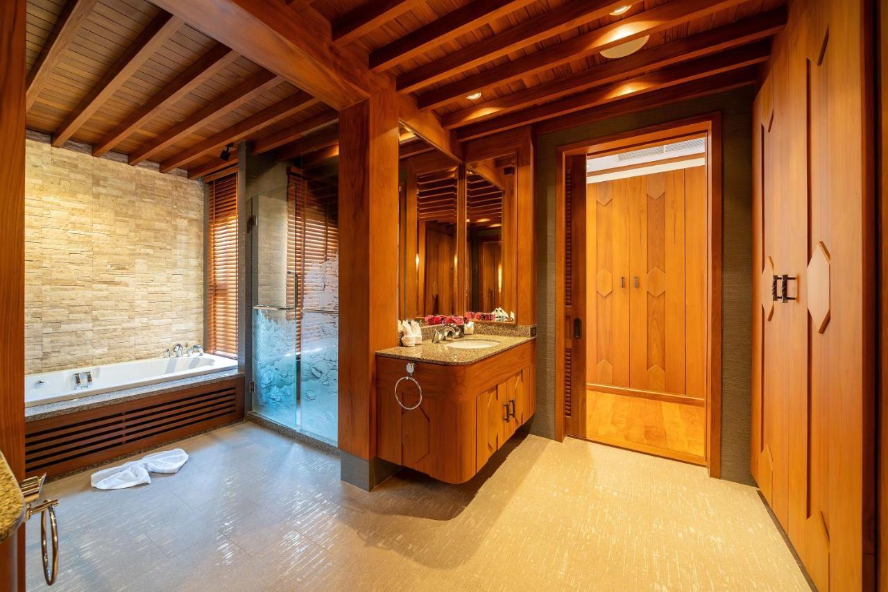 Pousada Seaview 5br Pool Apsara, Free Breakfast And Full Service, 5 Min Walk To
