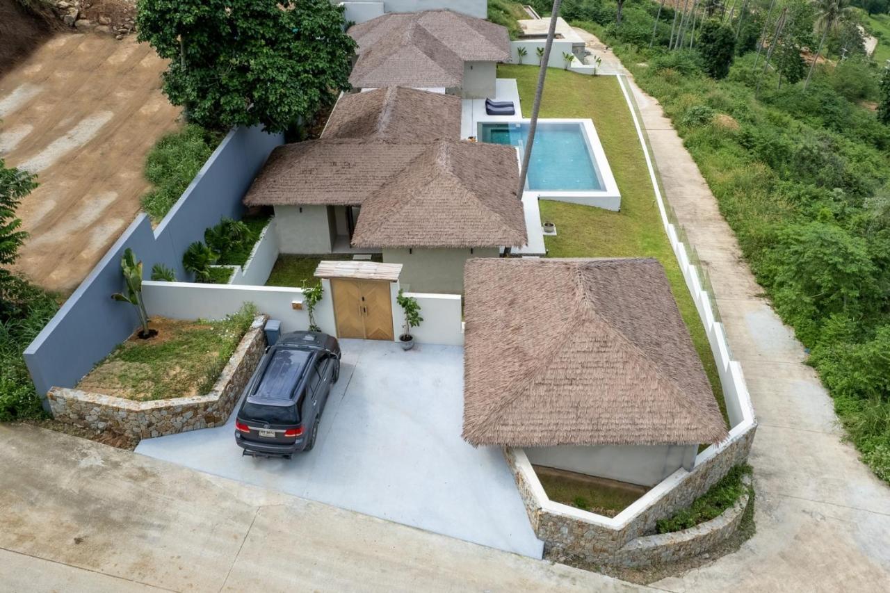 Designer's Delight: Lilly Belle: 4 Bed Pool * Amphoe Koksamui