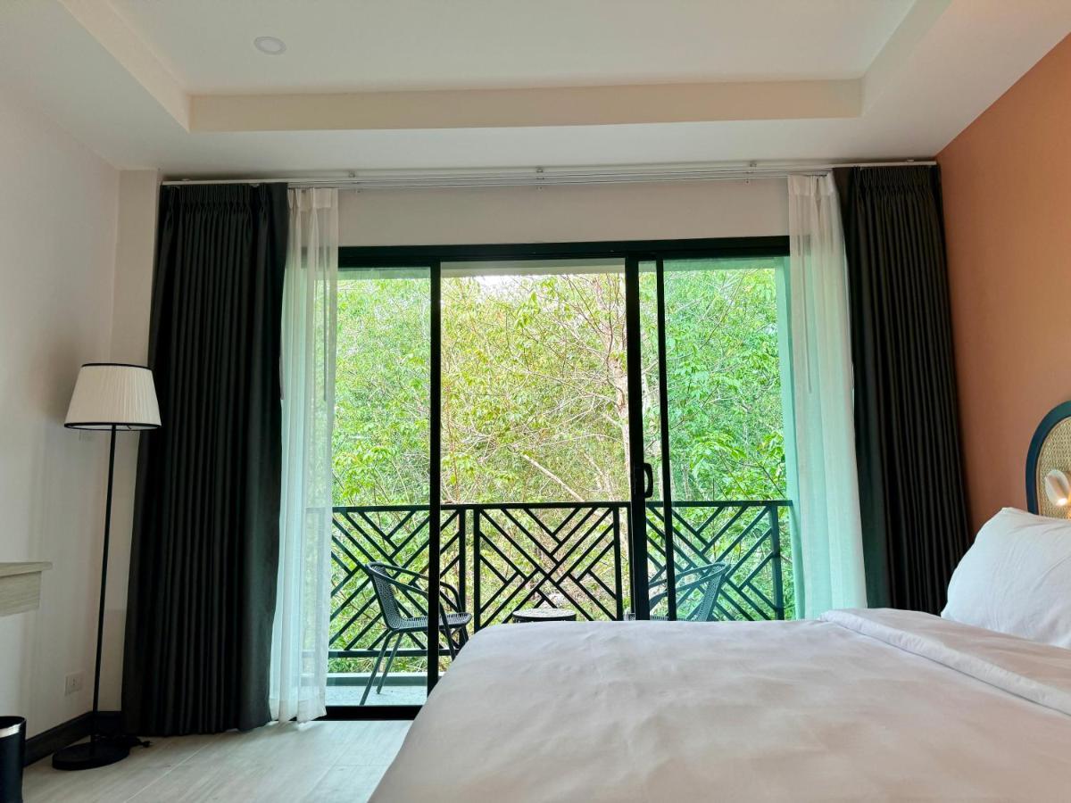 Keereen - Krabi Ao Nang