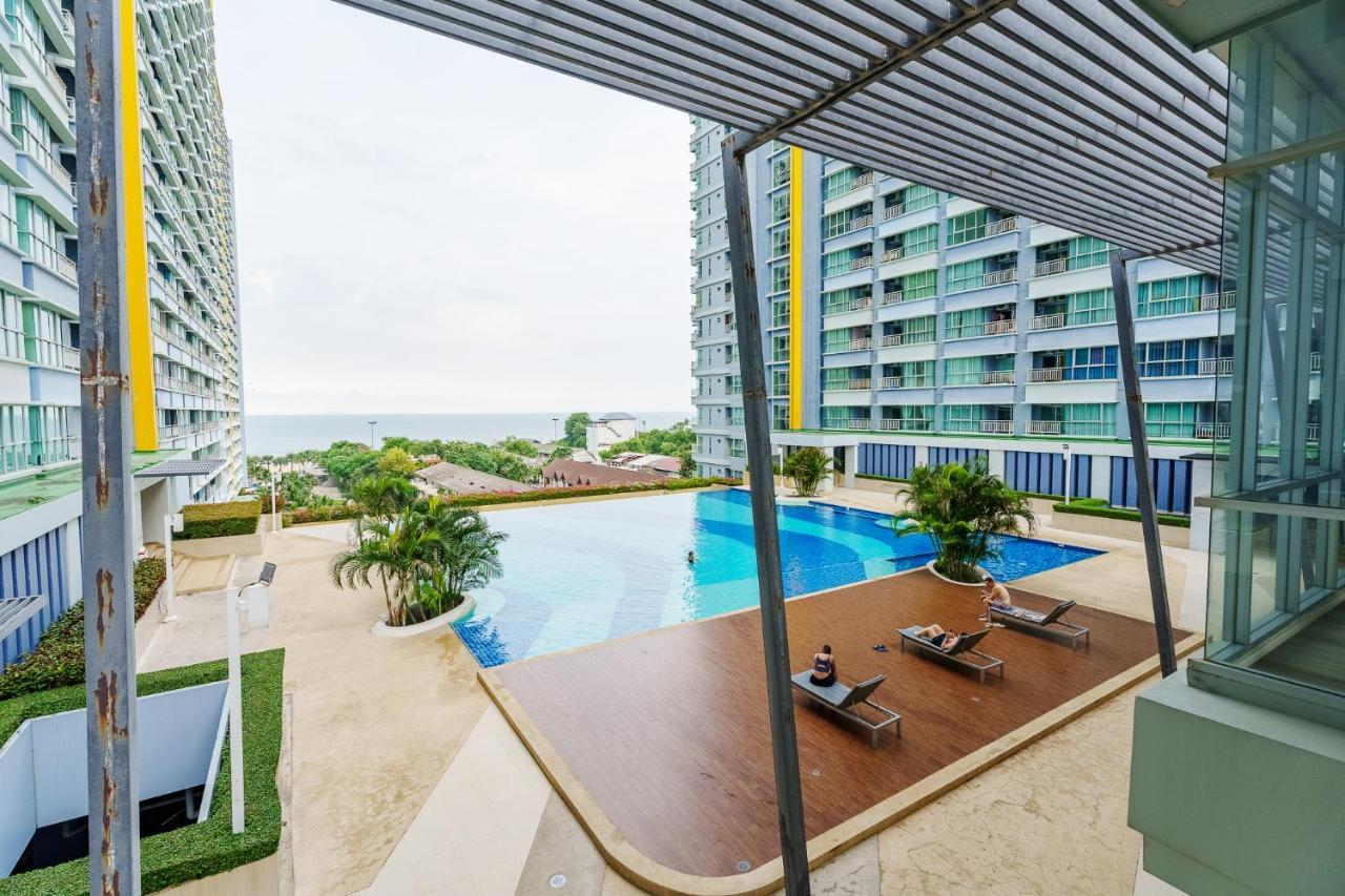 Lumpini Park Beach-jomtien By Lux Apartment *