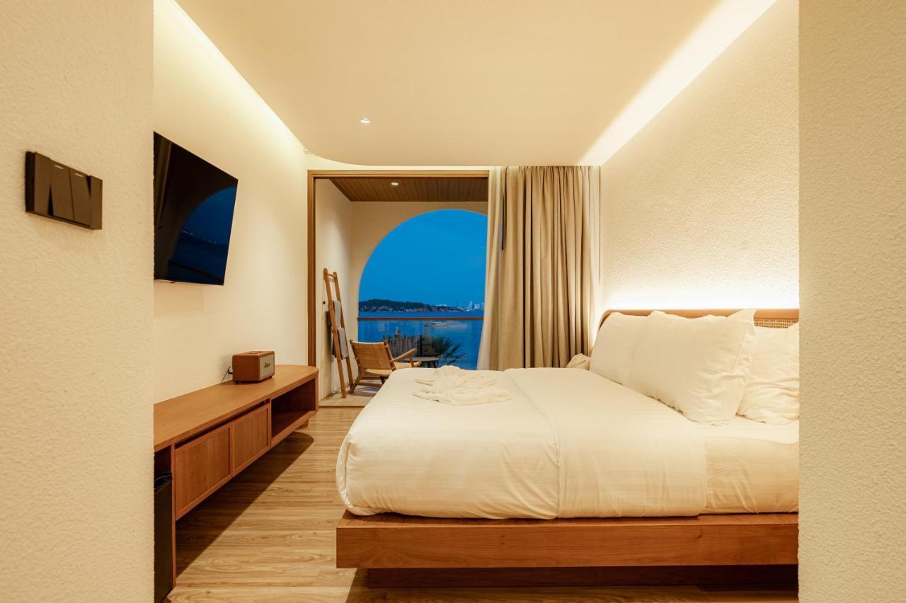 Tasana Bar And Luxury Ko Lan