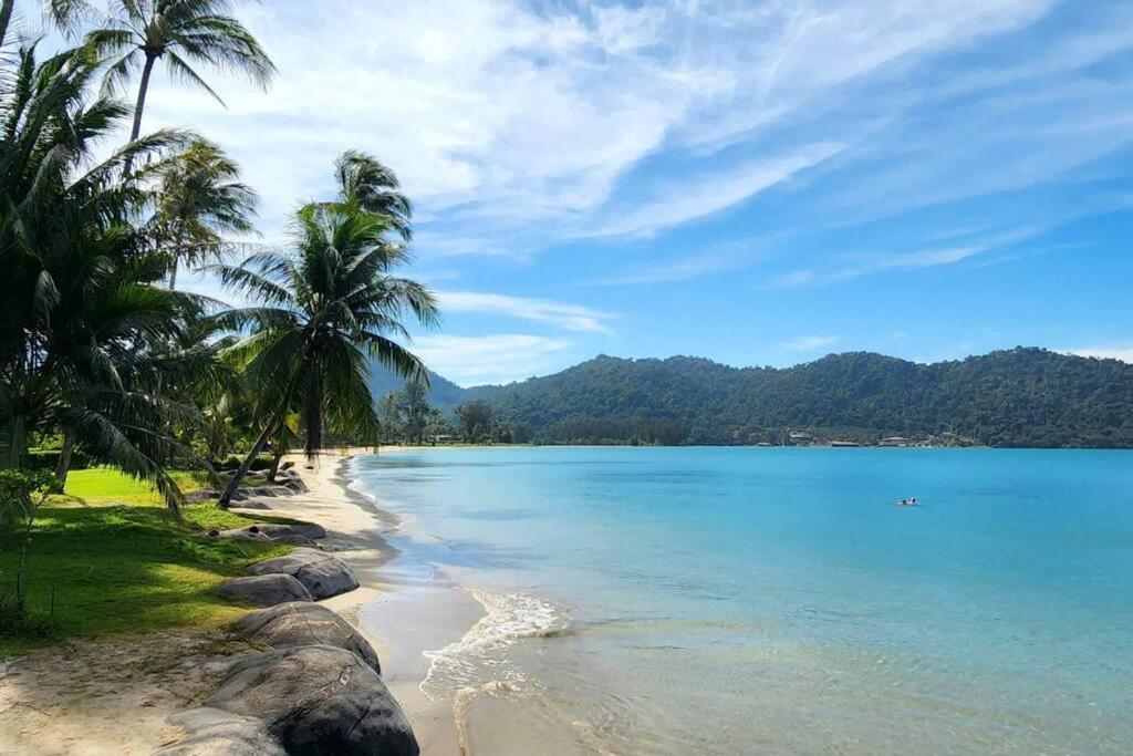 Chillax Luxury Pool - Koh Chang Apartment *