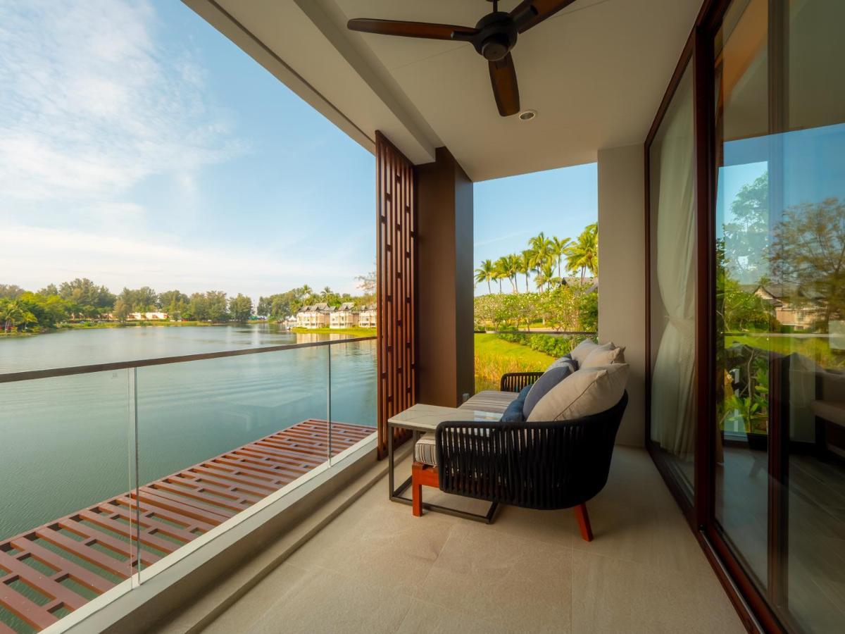 Luxury In The Laguna Near The *