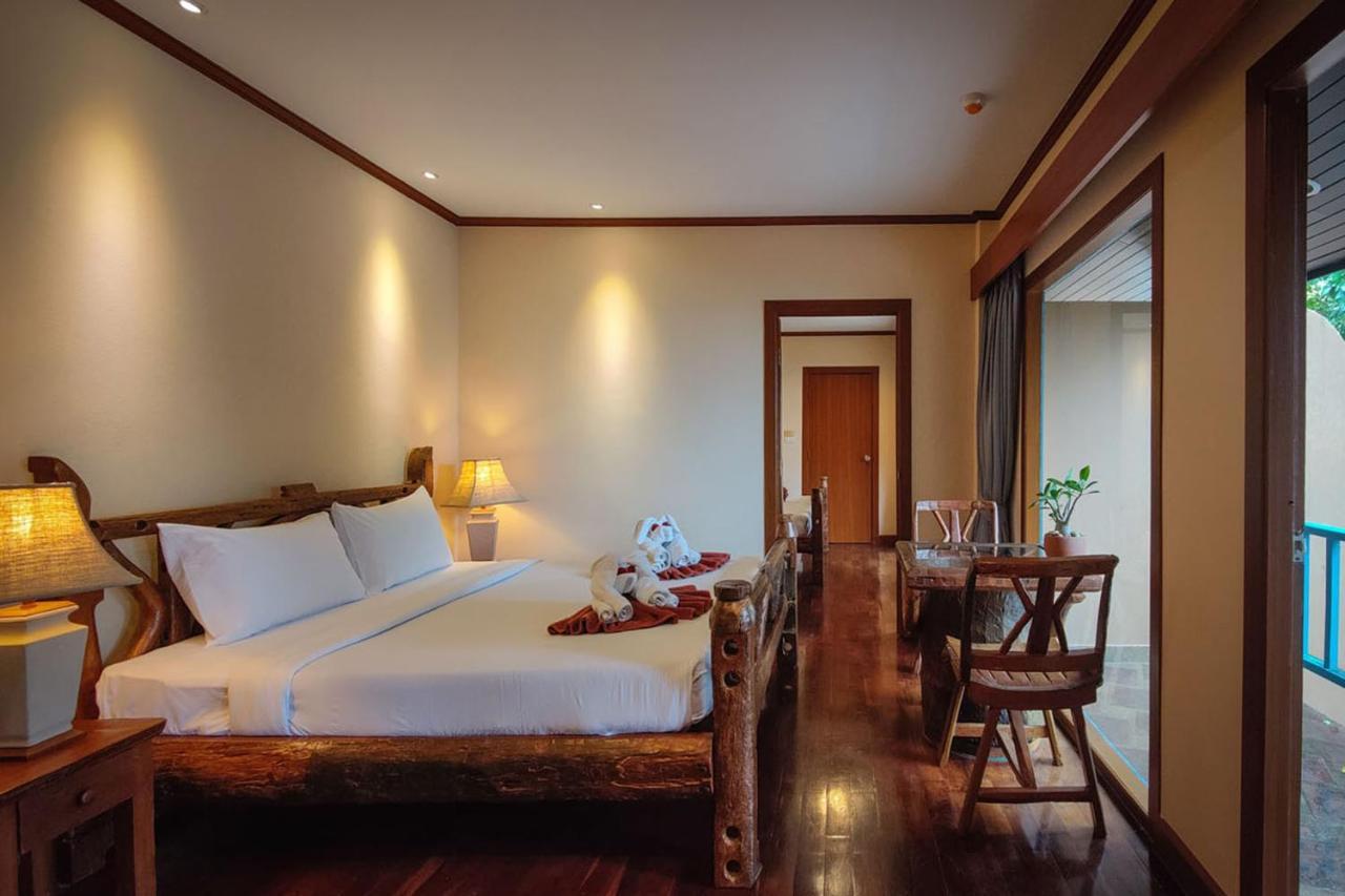 Resort Baan Hin Sai & 3*