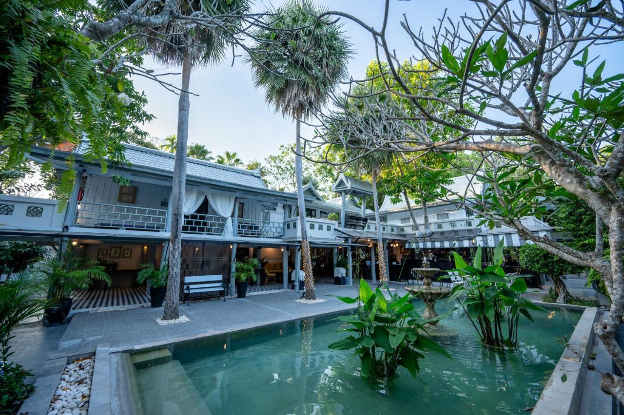 Zantiis Ndol Resort