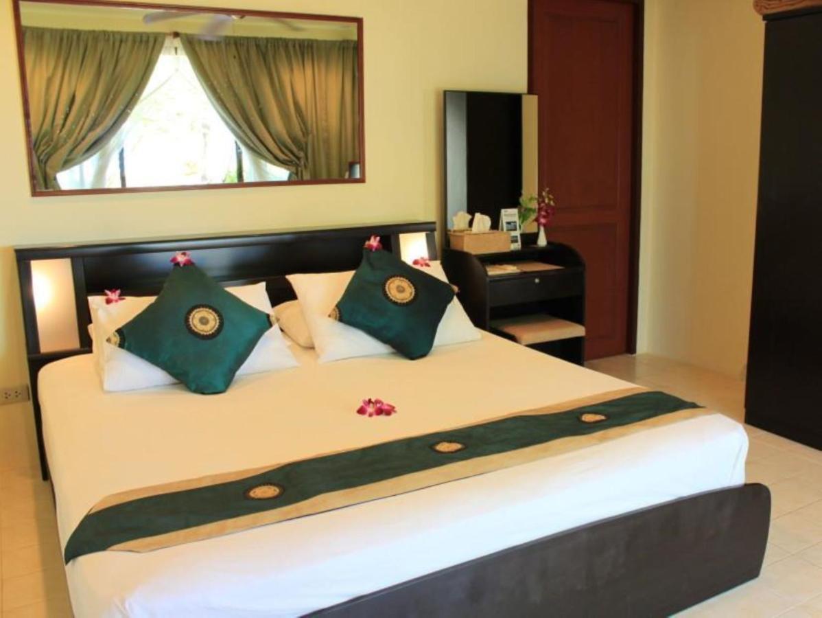 The Waterfront At Fishermans Village Resort 3*