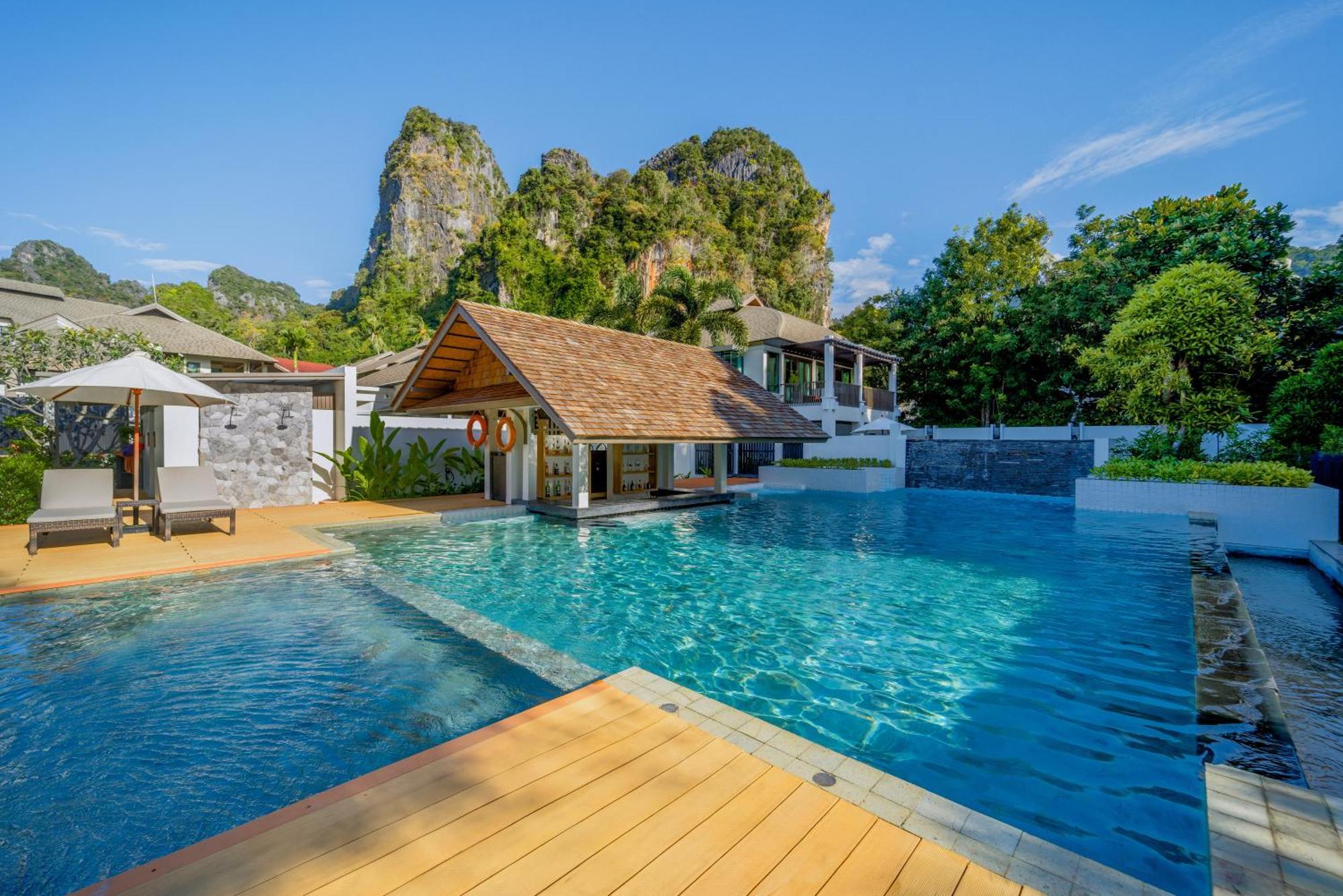 Resort Bhu Nga Thani &