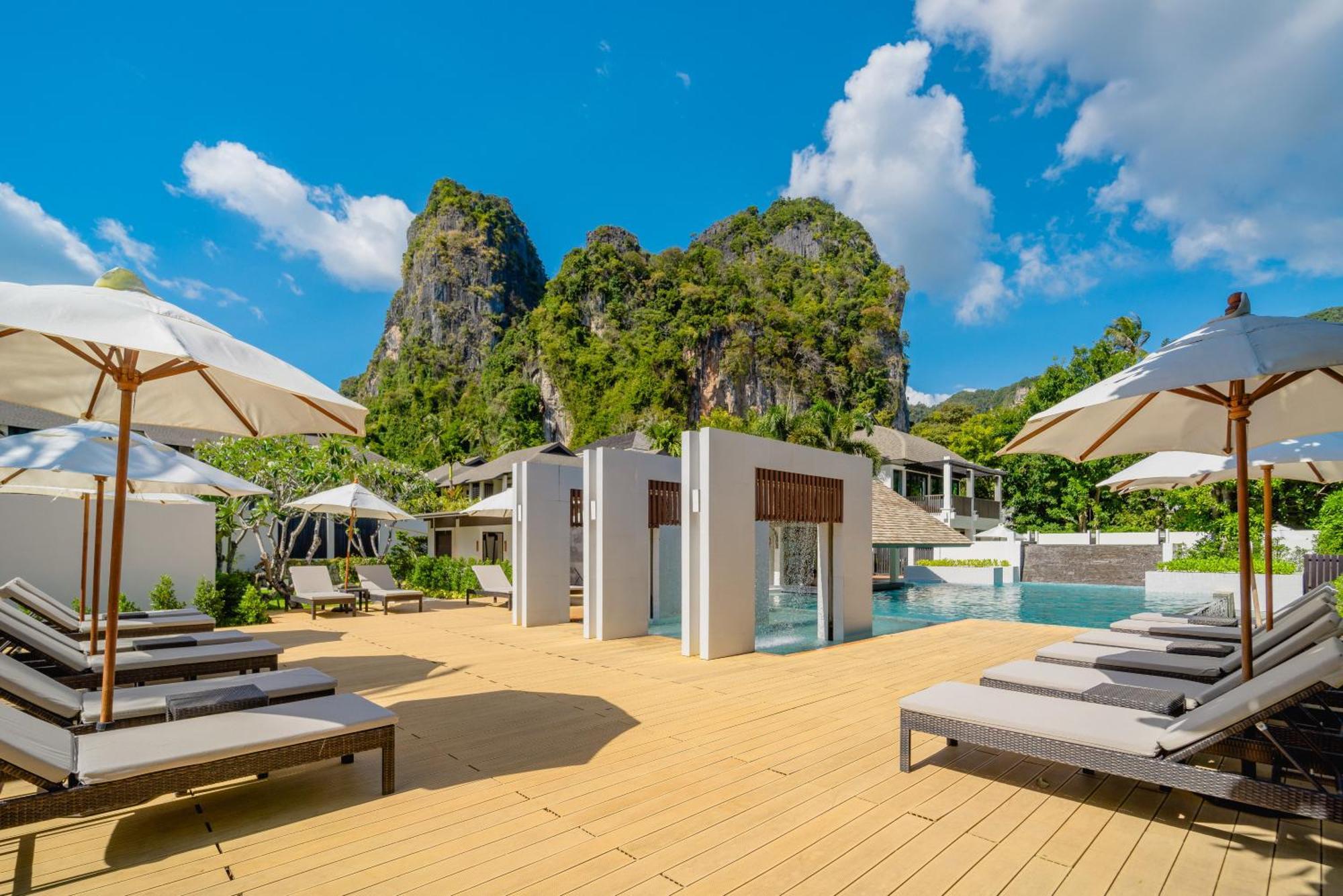 Resort Bhu Nga Thani &